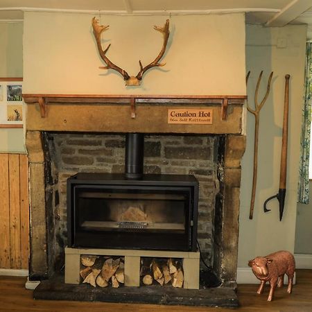 The Blue Bell Inn Kettlewell Extérieur photo