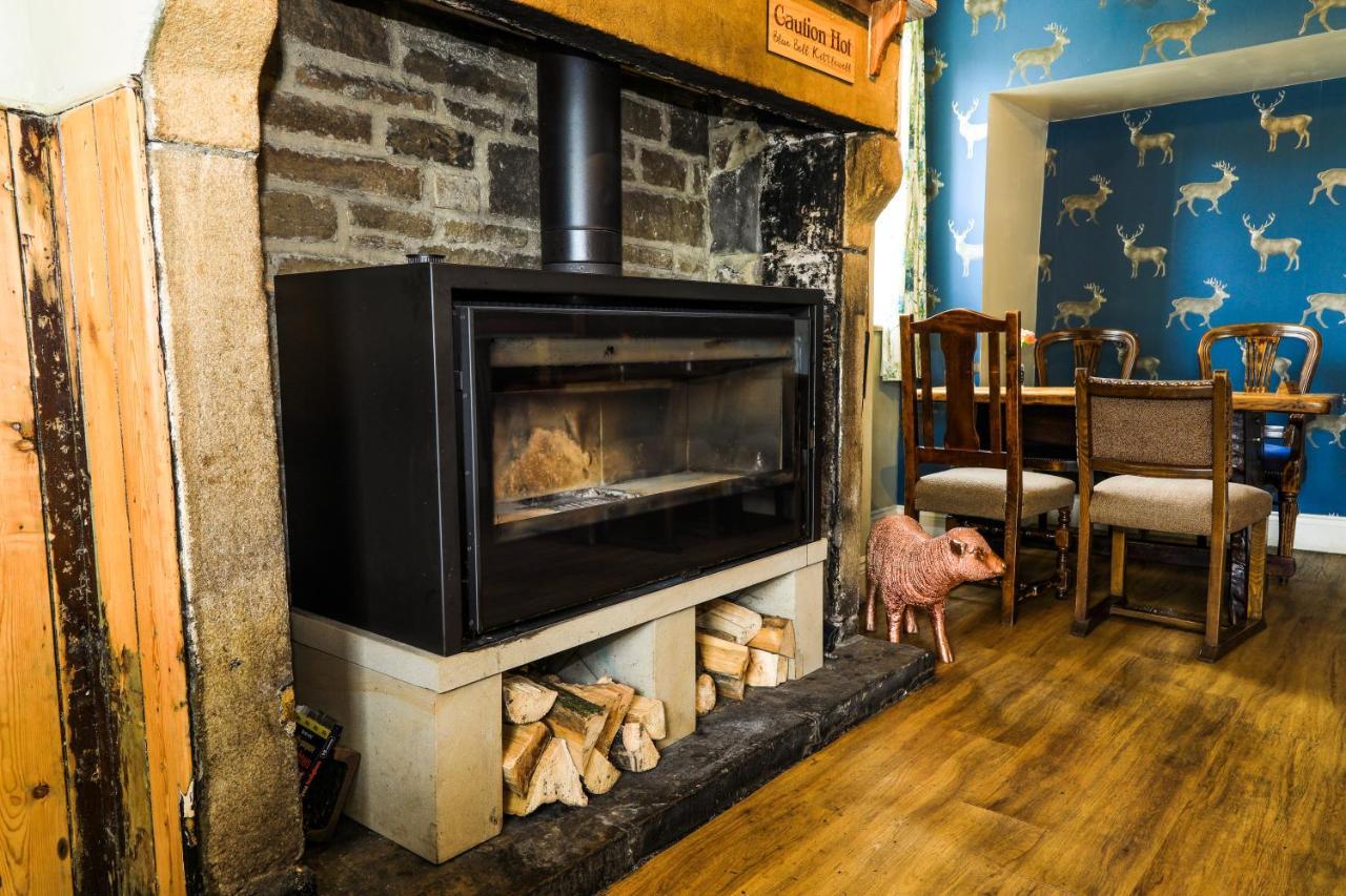 The Blue Bell Inn Kettlewell Extérieur photo