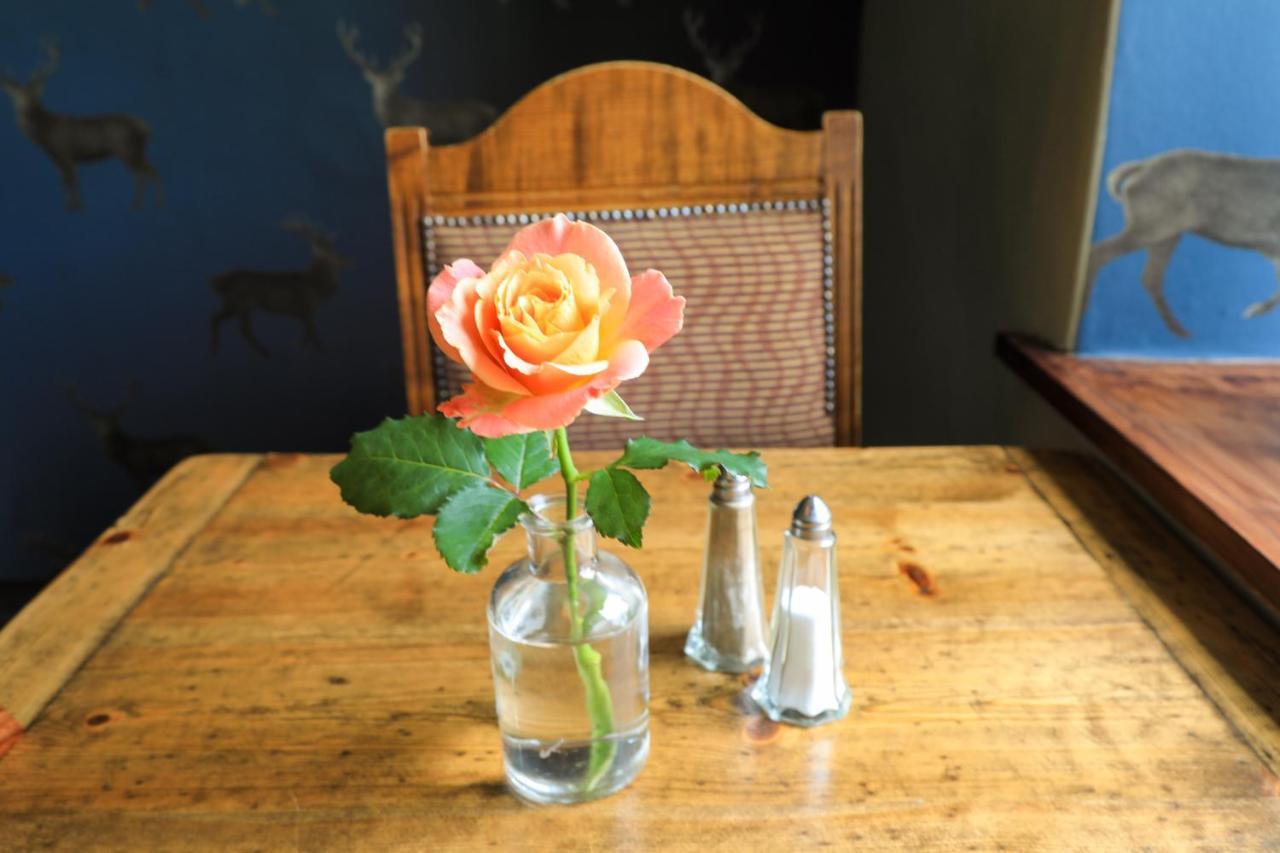 The Blue Bell Inn Kettlewell Extérieur photo
